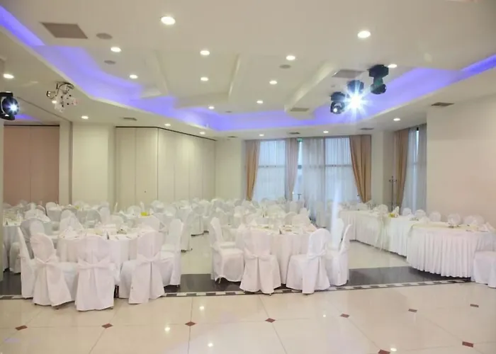 Acropol Hotel