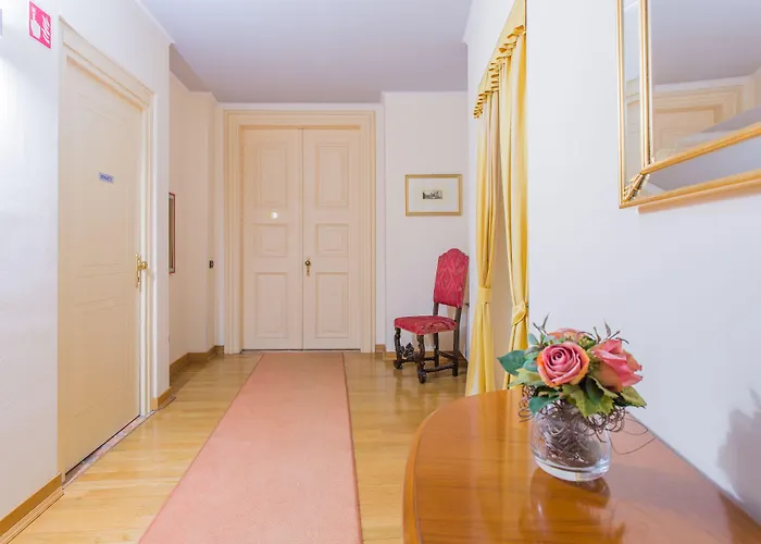 Grand Hotel Entourage - Palazzo Strassoldo