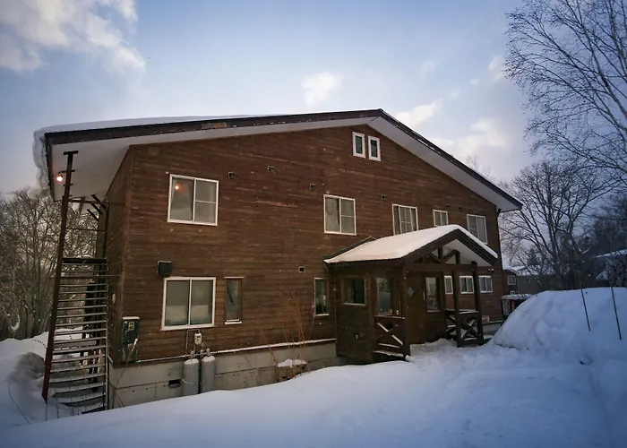 Annupuri Mountain View Lodge