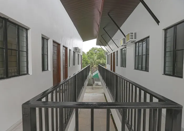 Oyo 736 Jade Apartelle