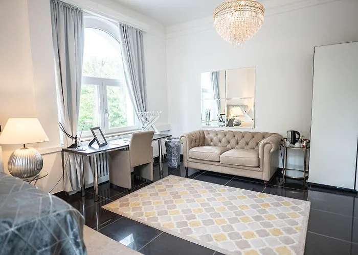 Villa Bowdy
