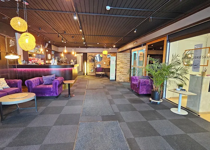 Samantta Hotel & Restaurant