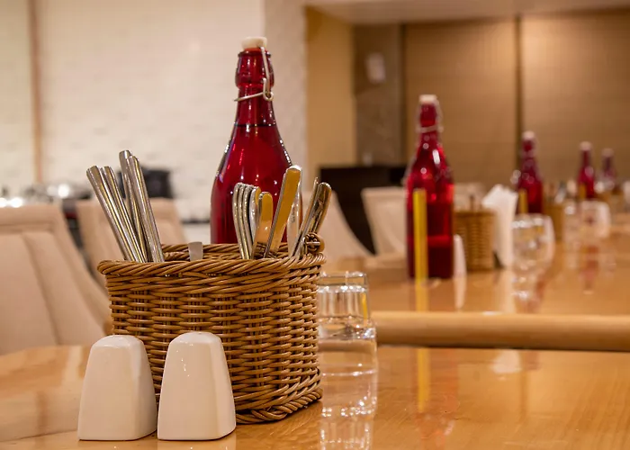 Bloomsuites L Ahmedabad