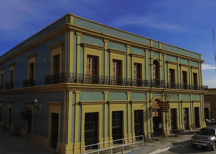 Hotel Santa Elena