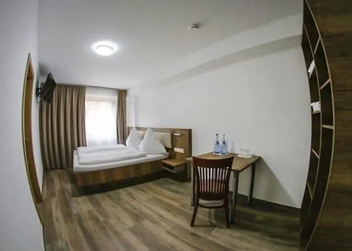 Look Hotel & Rooms
