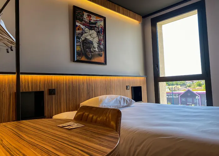 B&B Hotel Clermont-Ferrand A71-A75 La Meridienne