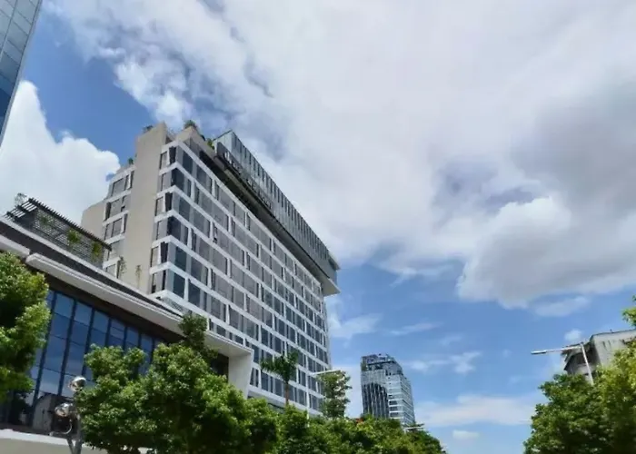 The Summit Hotel