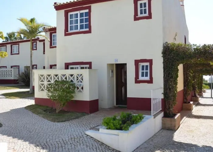 Ponta Grande Resort Patroves