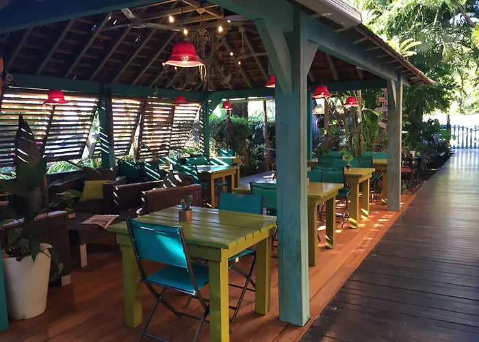Hotel Les Bougainvilliers