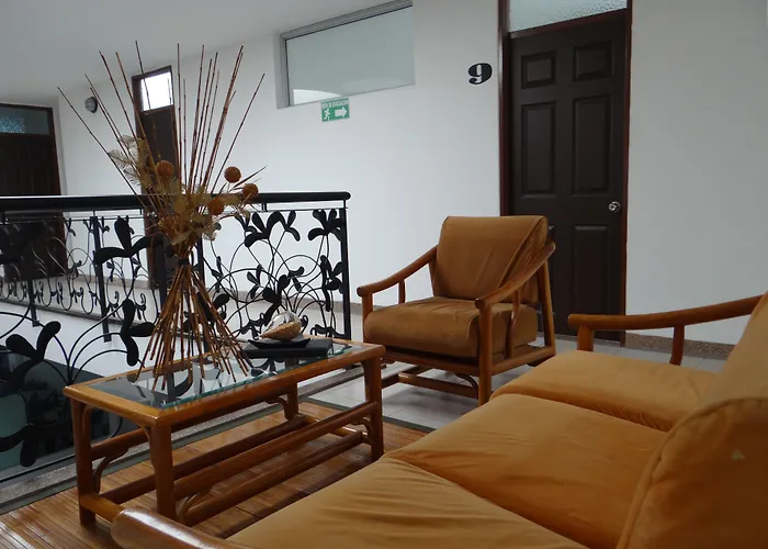 Hotel Meson De Las Flores