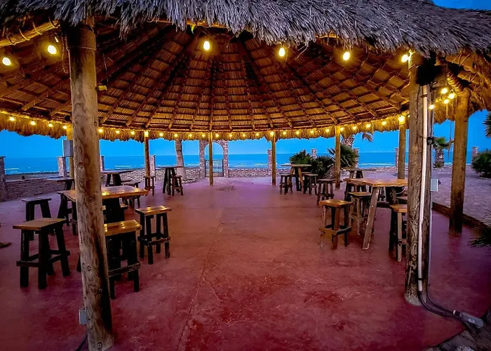 1-Bedroom Beach Studio - Serene Getaways.