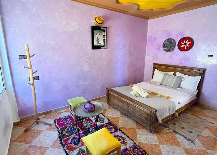 Wave Stay Hostel - Sea View