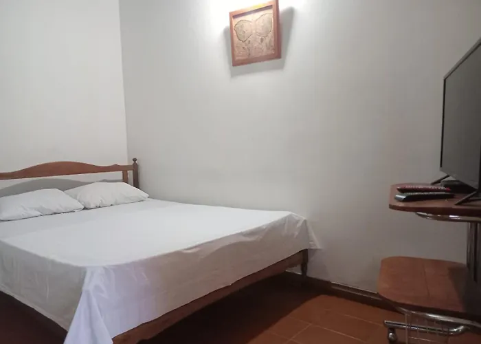Hotel Santa Helena