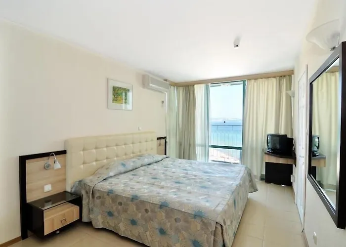 Hotel Boryana