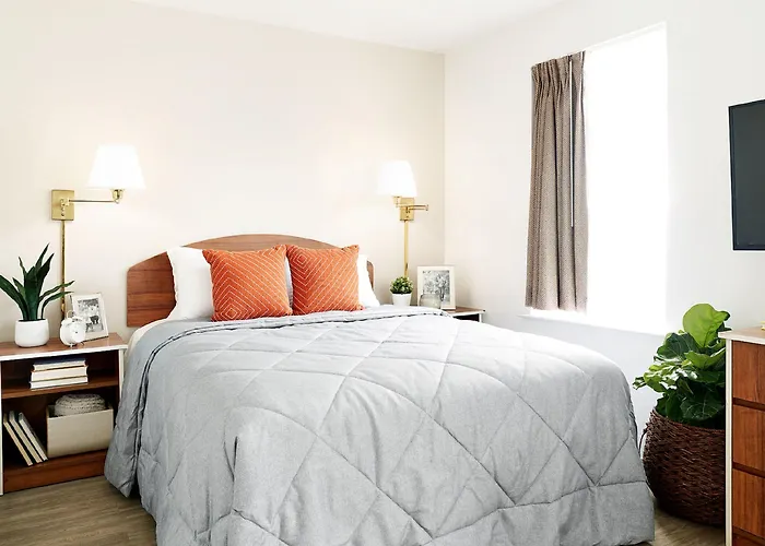 Intown Suites Extended Stay Minneapolis Mn - Coon Rapids