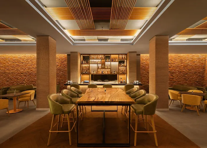 Courtyard By Marriott Tiruchirappalli