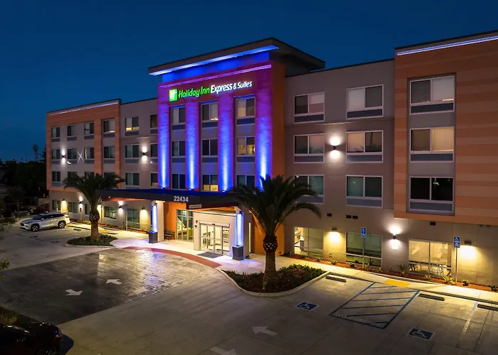 Holiday Inn Express & Suites Hawaiian Gardens By Ihg