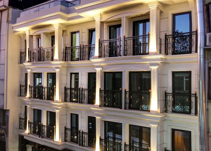 Pell Palace Hotel & Spa