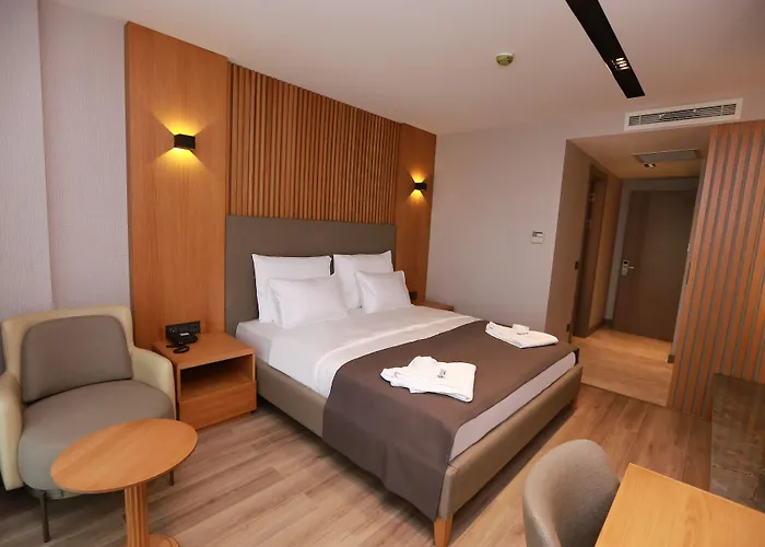 Pikola Otel