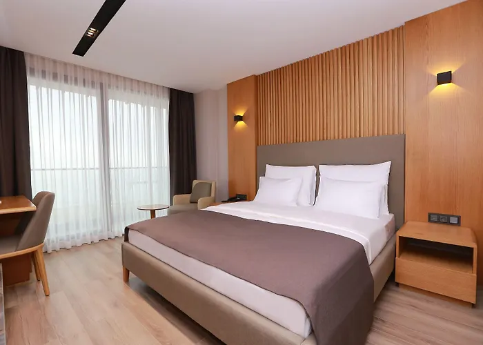 Pikola Otel