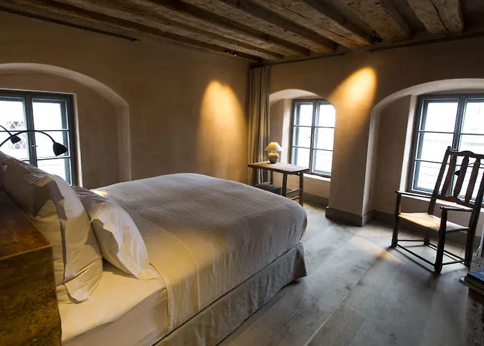 Townhouse Weisses Kreuz