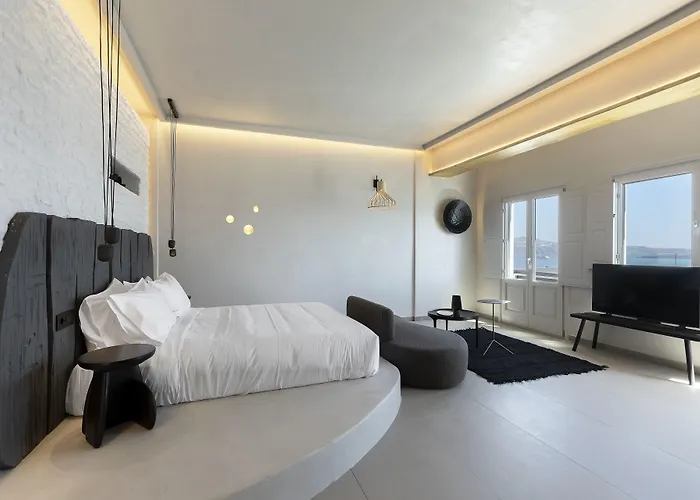 Hom Santorini (Adults Only)