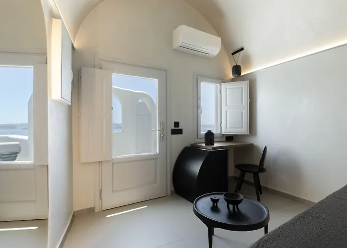 Hom Santorini