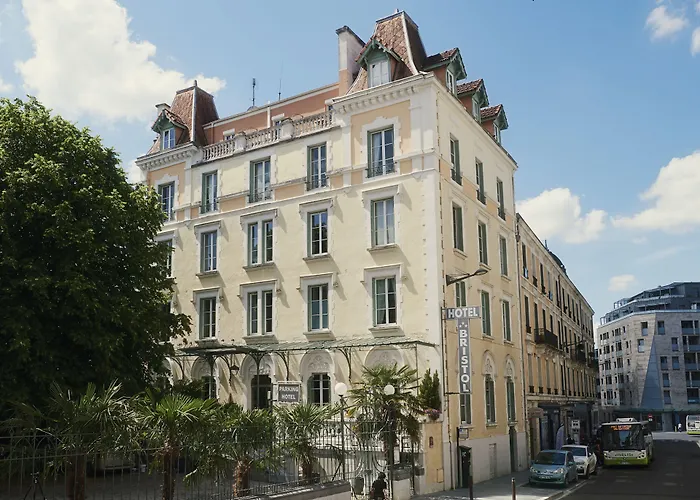 Hotel Bristol Pau