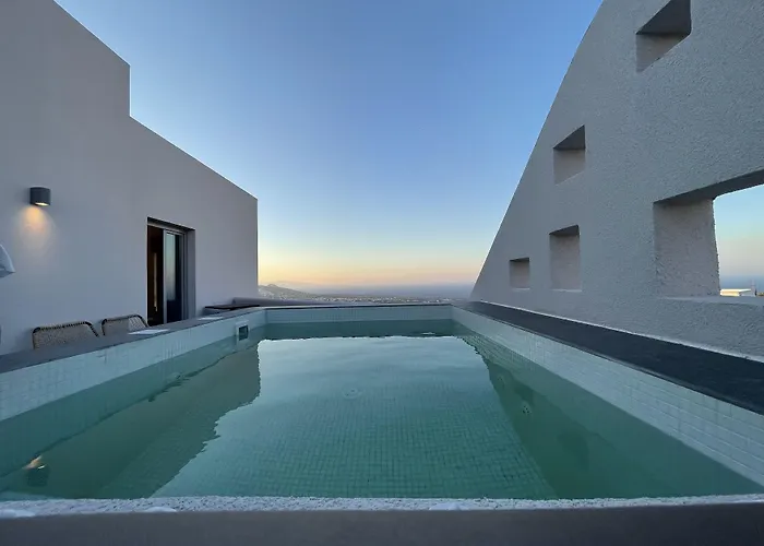 Elements Cozy Suites Pyrgos