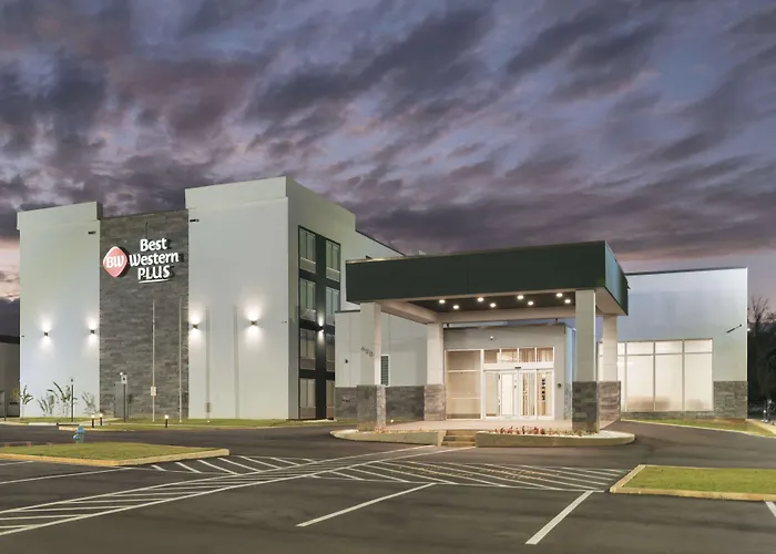 Best Western Plus Mobile Inn&Suites