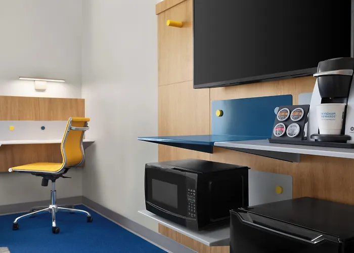 Microtel Inn & Suites By Wyndham Lachute