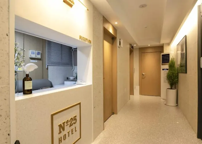 No 25 Hotel Dongam Branch