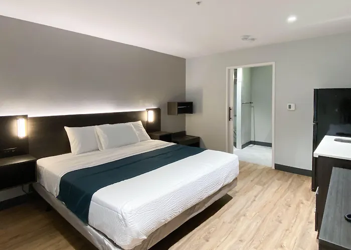 Studio 6 Suites Stockton, Ca Waterfront