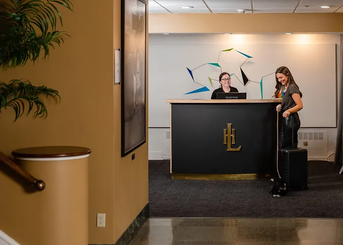 Hotel Leo
