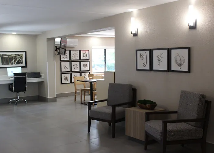 Country Inn & Suites By Radisson, Dunbar - Charleston