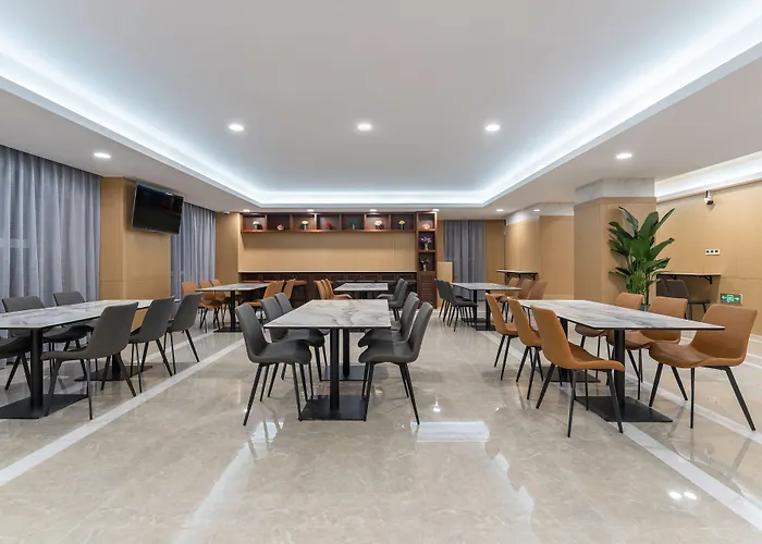 Joy Fall Hotel