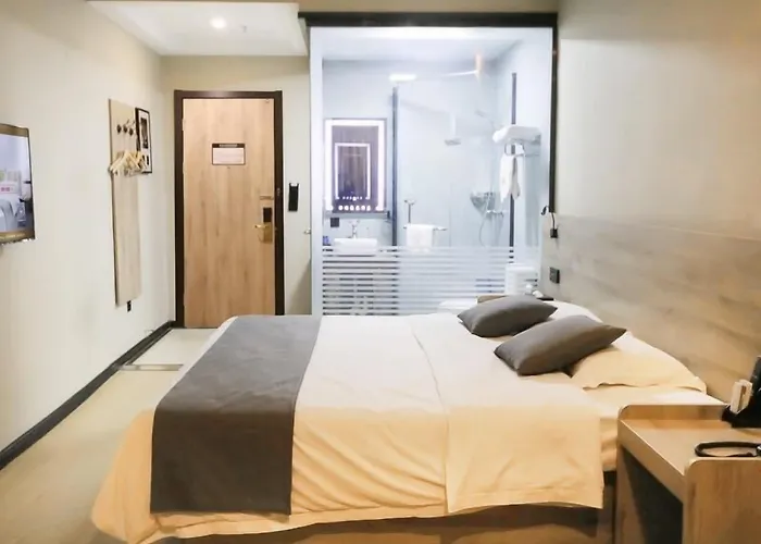 Greentree Inn Shandong Zaozhuang Tengzhou Fuqian Road Longquan Square Business Hotel