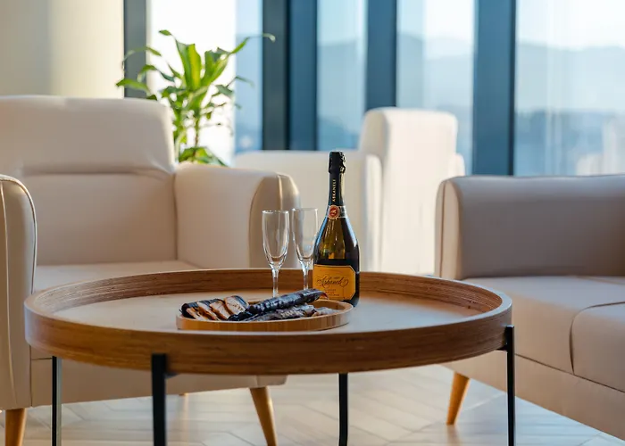 Miramar Luxury Residences