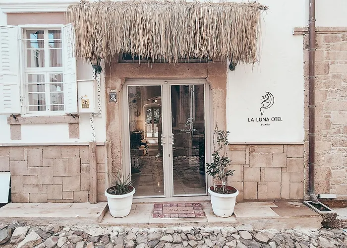 La Luna Otel Cunda