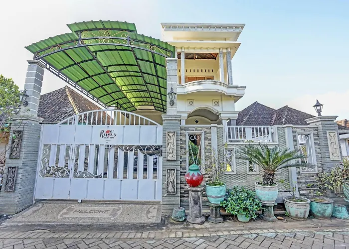 Hotel O Desa Wisata Alam Gosari