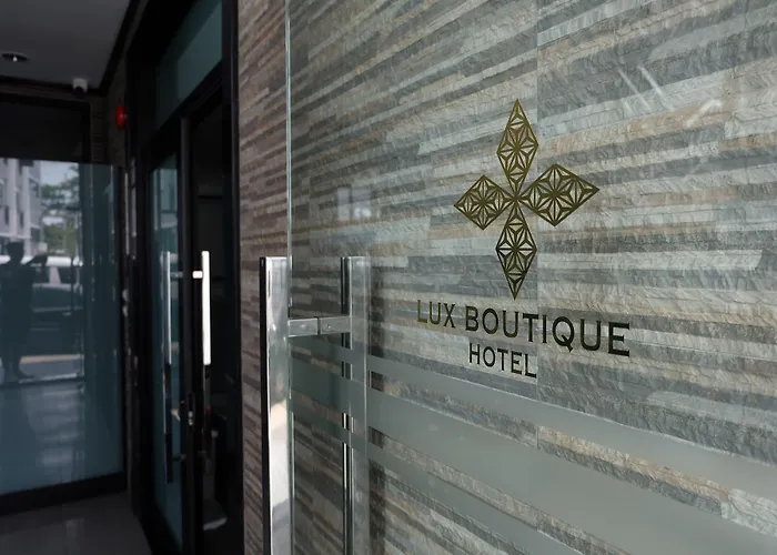 Lux Boutique Hotel