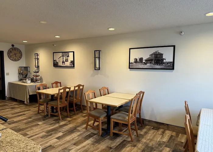 Crossroads Hotel