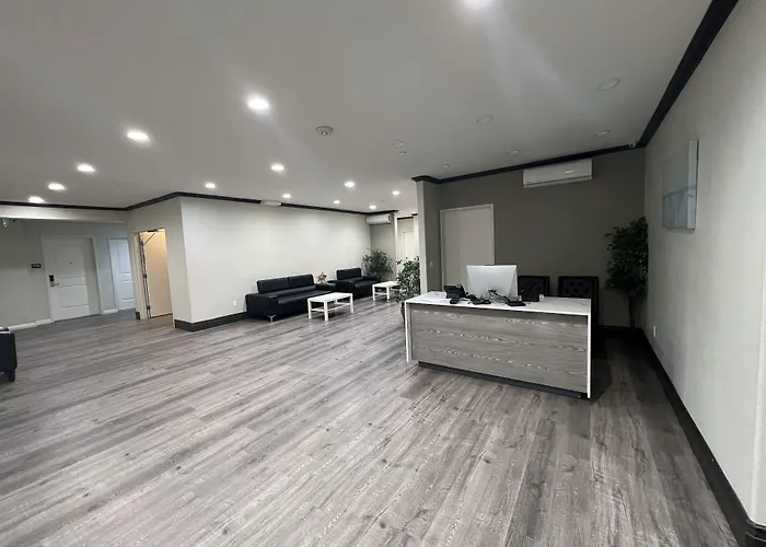 ASPIRE INN&SUITES Orange