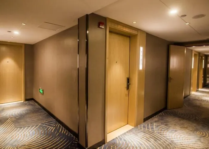 Greentree Easternlianyungang Wanda Plaza Hotel