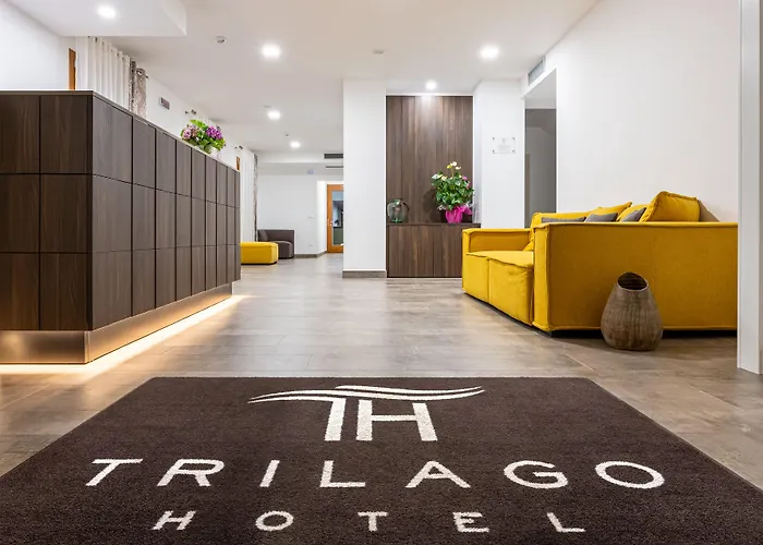 Hotel Trilago