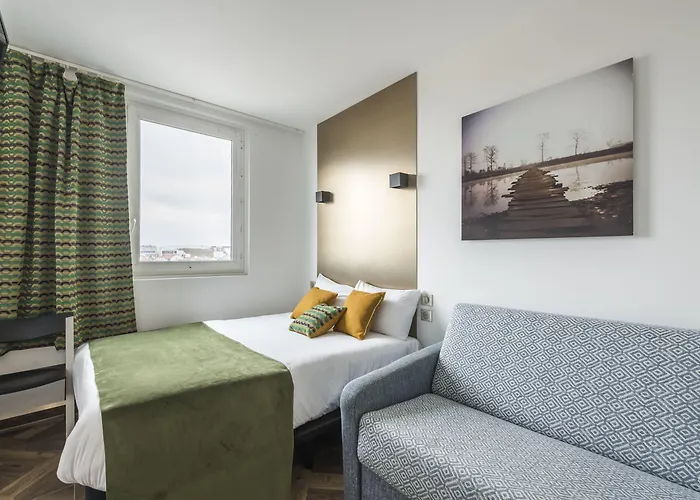 Hotel Zola 45 Bezons La Defense