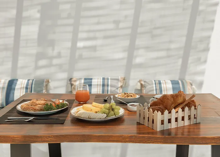 Oyster Luxury Suites