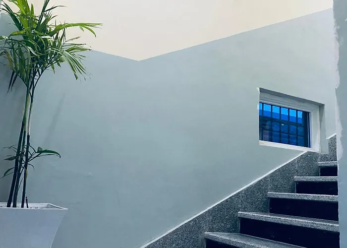 Chitwan Business Hotel