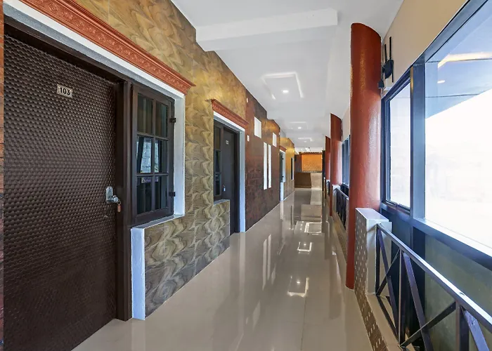 Itsy Hotels Regalia Grand, 500 Mtrs From Madikeri Fort