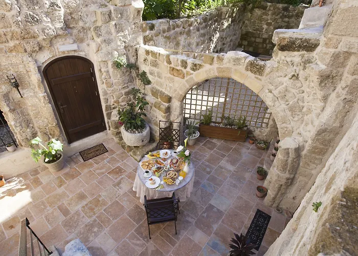 Porolithos Boutique Hotel